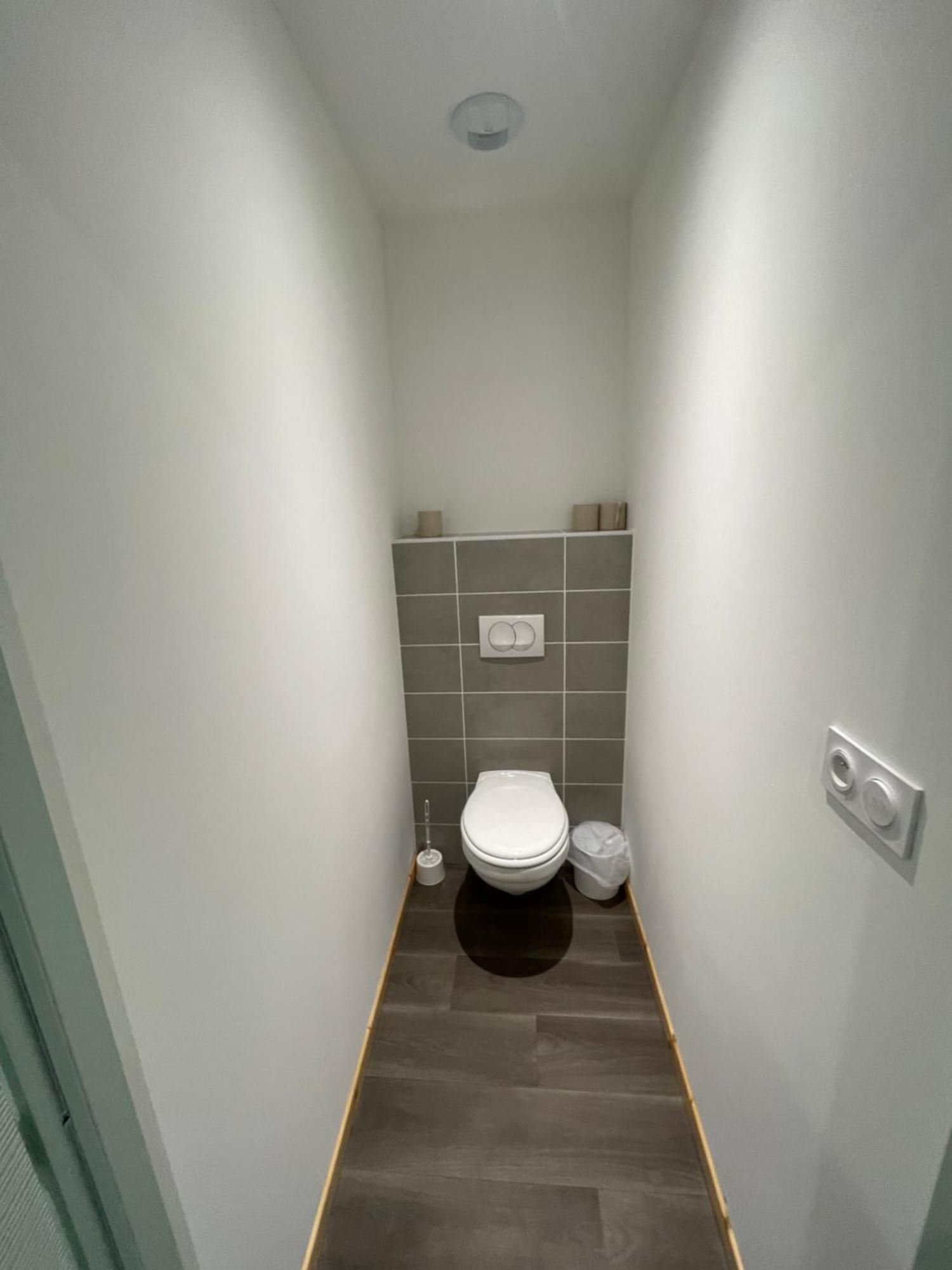 Le Salvador - Appart'Hotel De 18M2 A 44M2 La Talaudiere Esterno foto