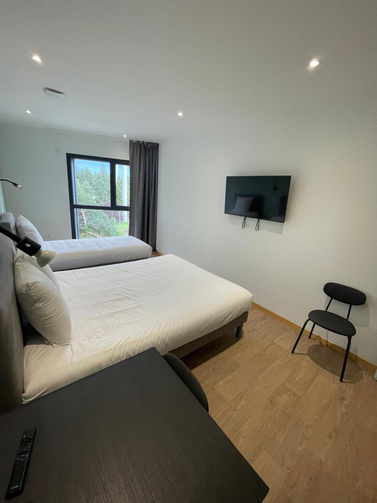 Le Salvador - Appart'Hotel De 18M2 A 44M2 La Talaudiere Esterno foto